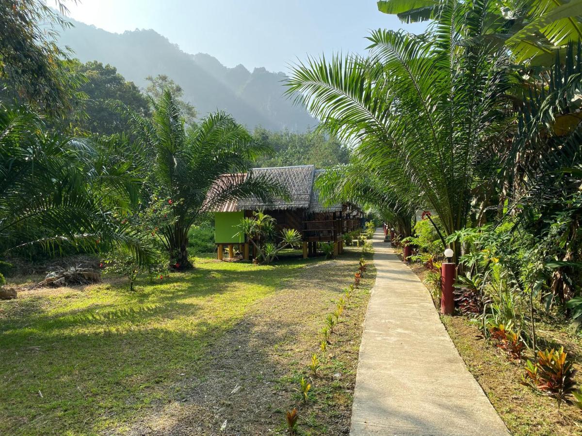 Khaosok Bamboo Huts Resort Khao Sok National Park Exterior foto