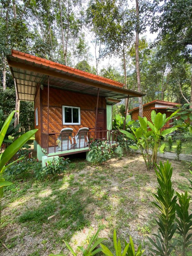 Khaosok Bamboo Huts Resort Khao Sok National Park Exterior foto